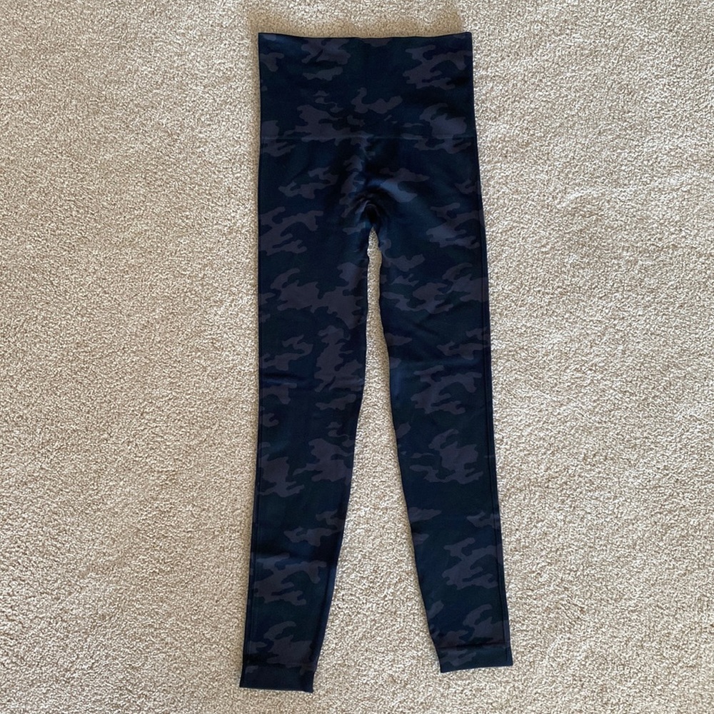 SPANX Look at Me Now Leggings